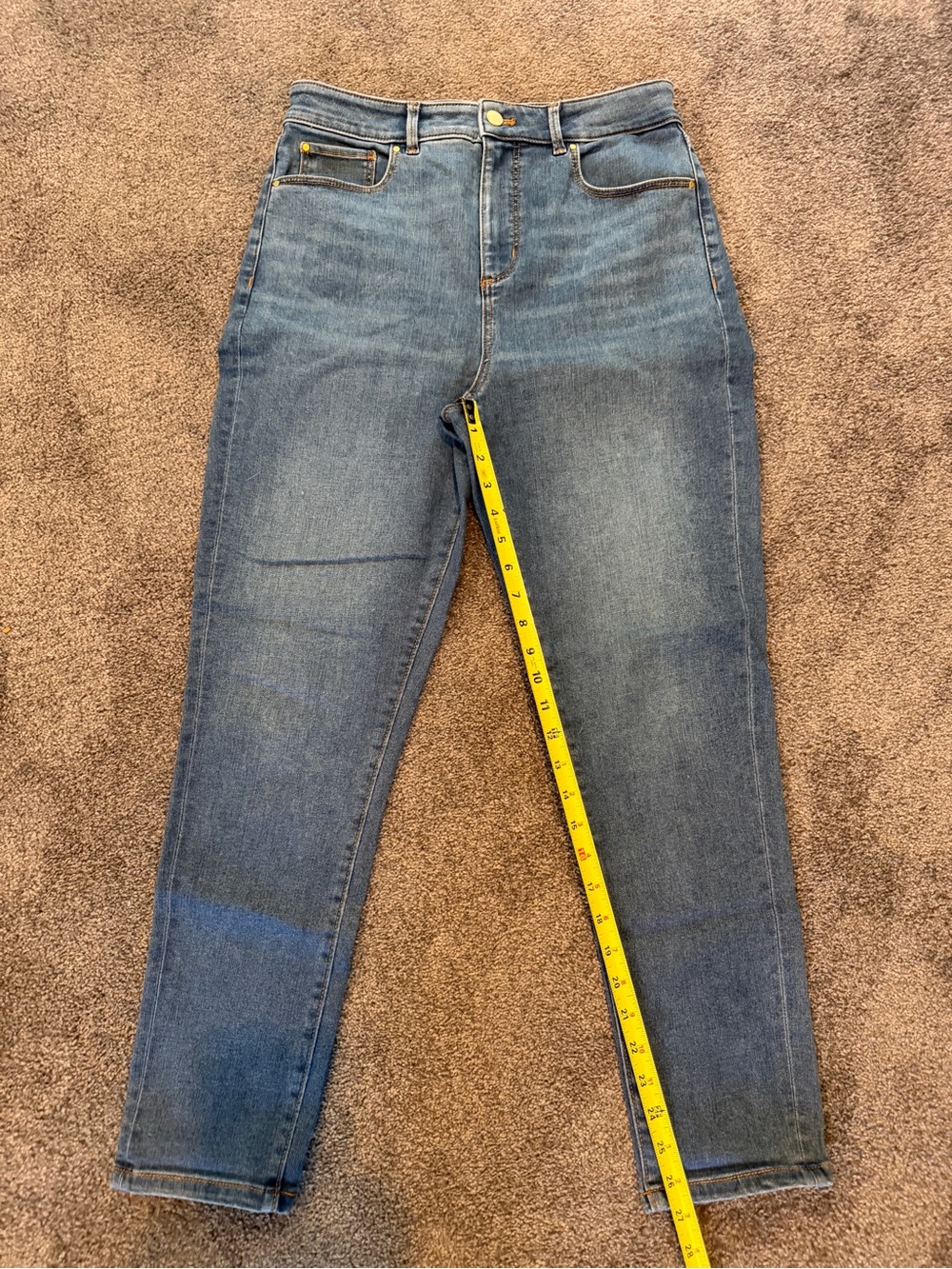 Ann Taylor curvy High-Rise Women’s Skinny Jeans in Medium Blue